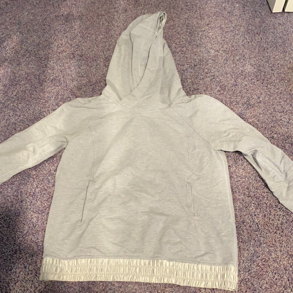 Lululemon Grey sweatshirt